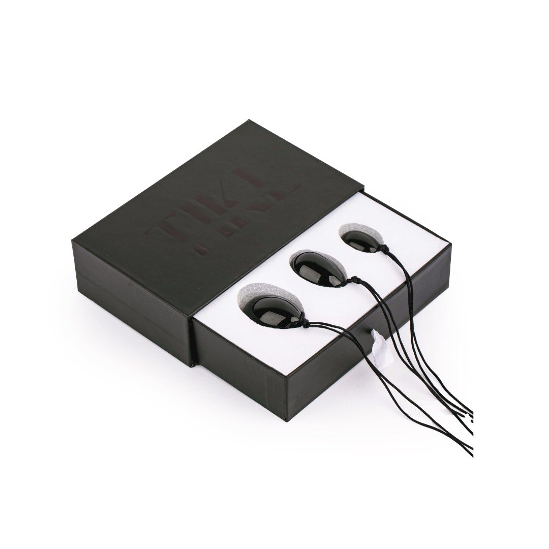 Kegel yoni egg set of 3 lying down in box